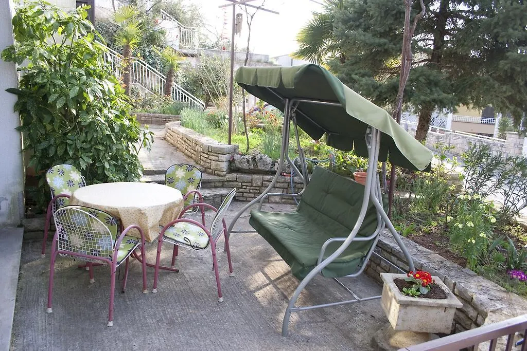 Apartments Maruzin Pula