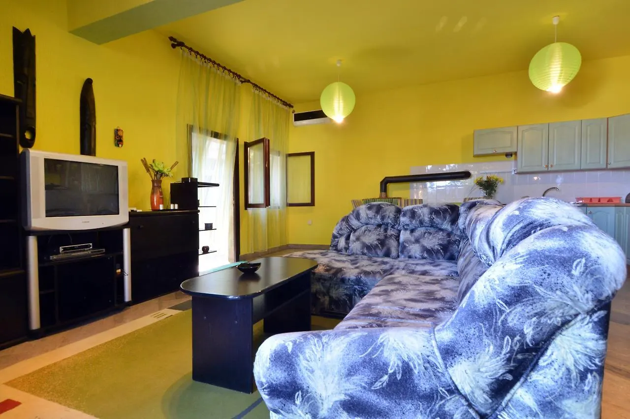 Apartments Maruzin Pula